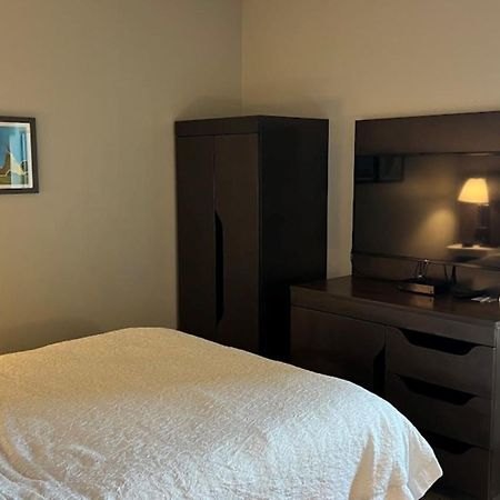 Hampton Inn By Hilton מונטרוז מראה חיצוני תמונה