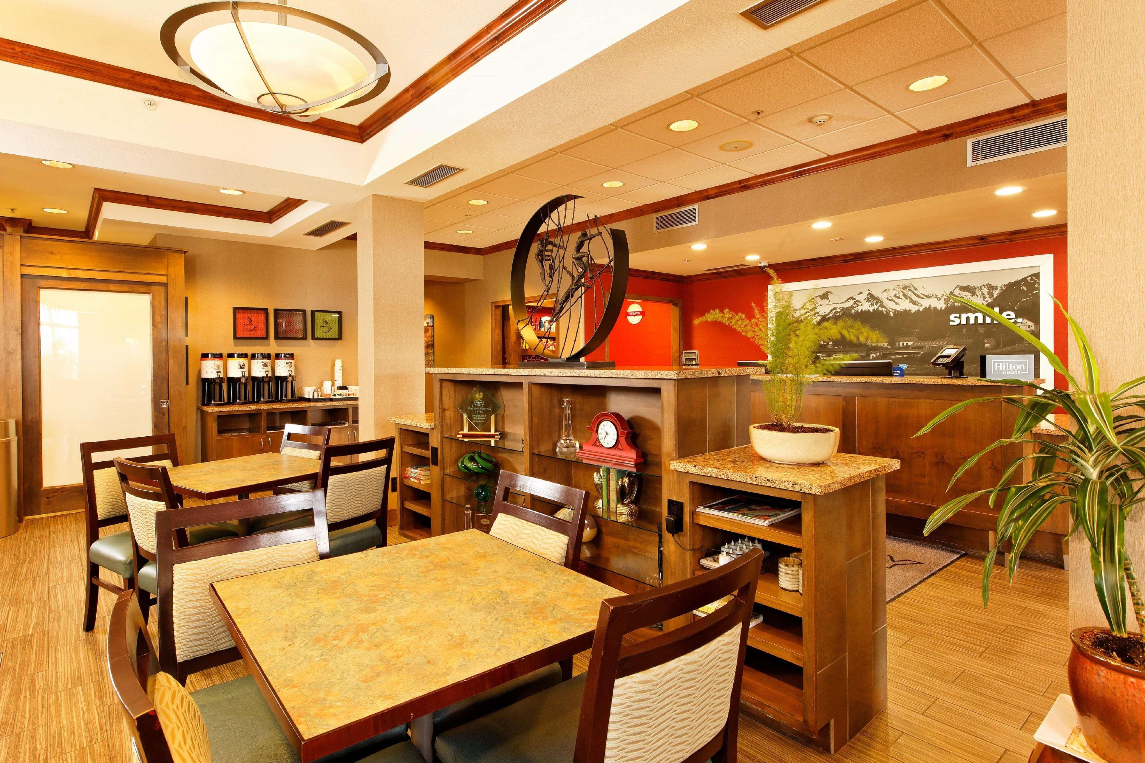 Hampton Inn By Hilton מונטרוז מראה חיצוני תמונה