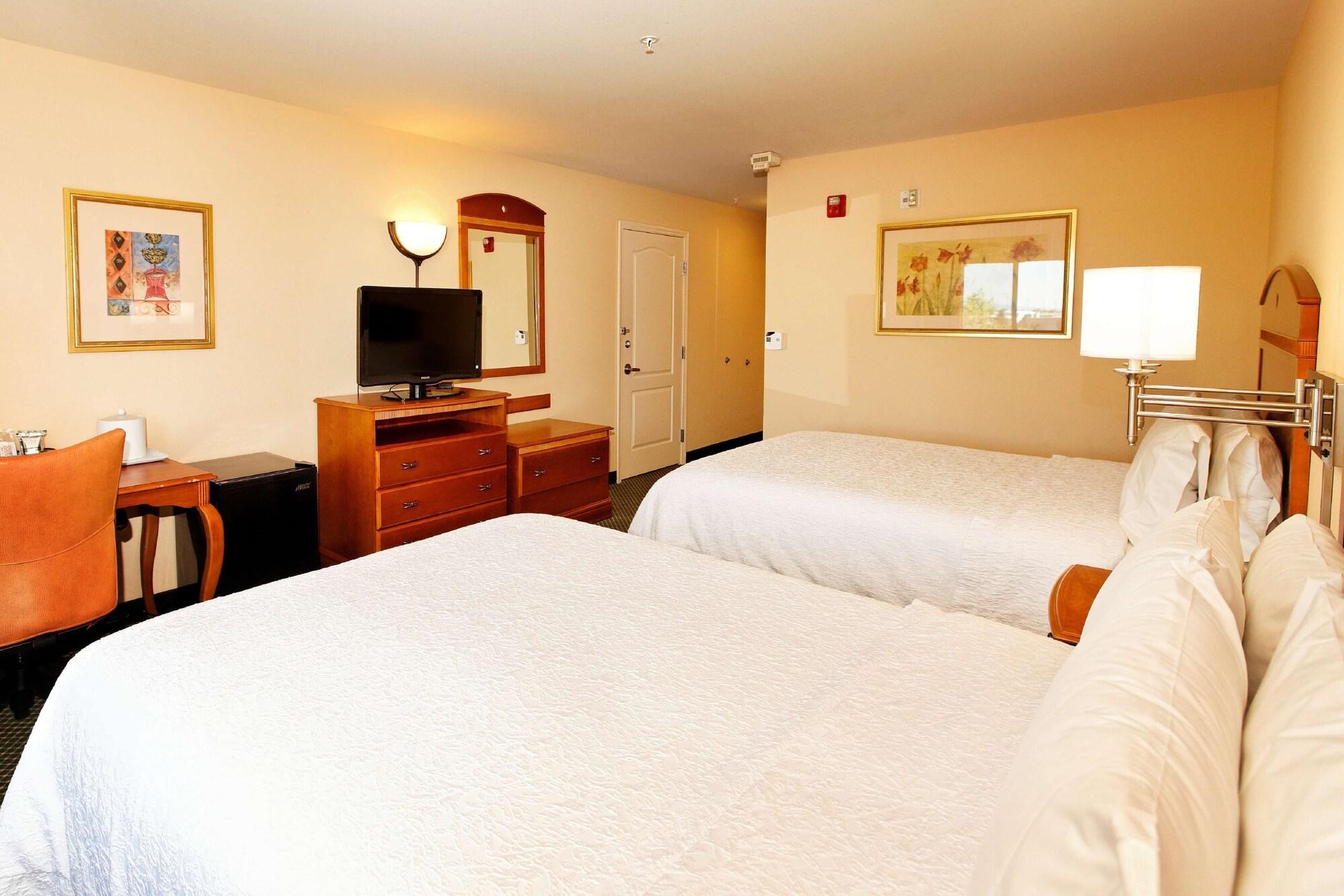Hampton Inn By Hilton מונטרוז מראה חיצוני תמונה