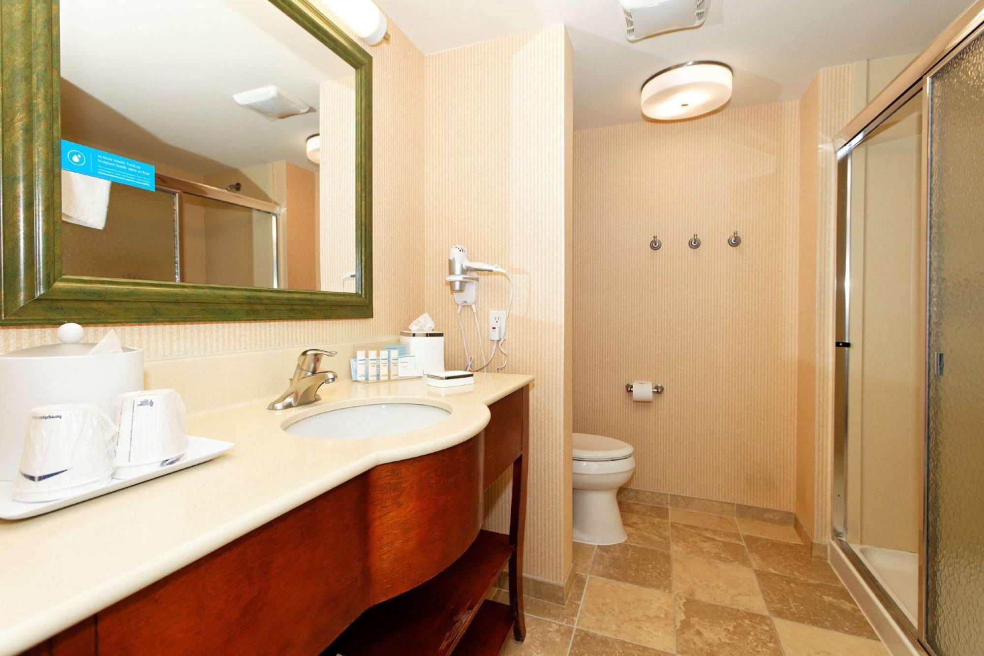 Hampton Inn By Hilton מונטרוז מראה חיצוני תמונה