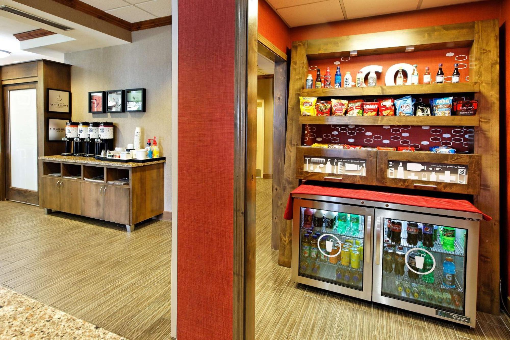 Hampton Inn By Hilton מונטרוז מראה חיצוני תמונה