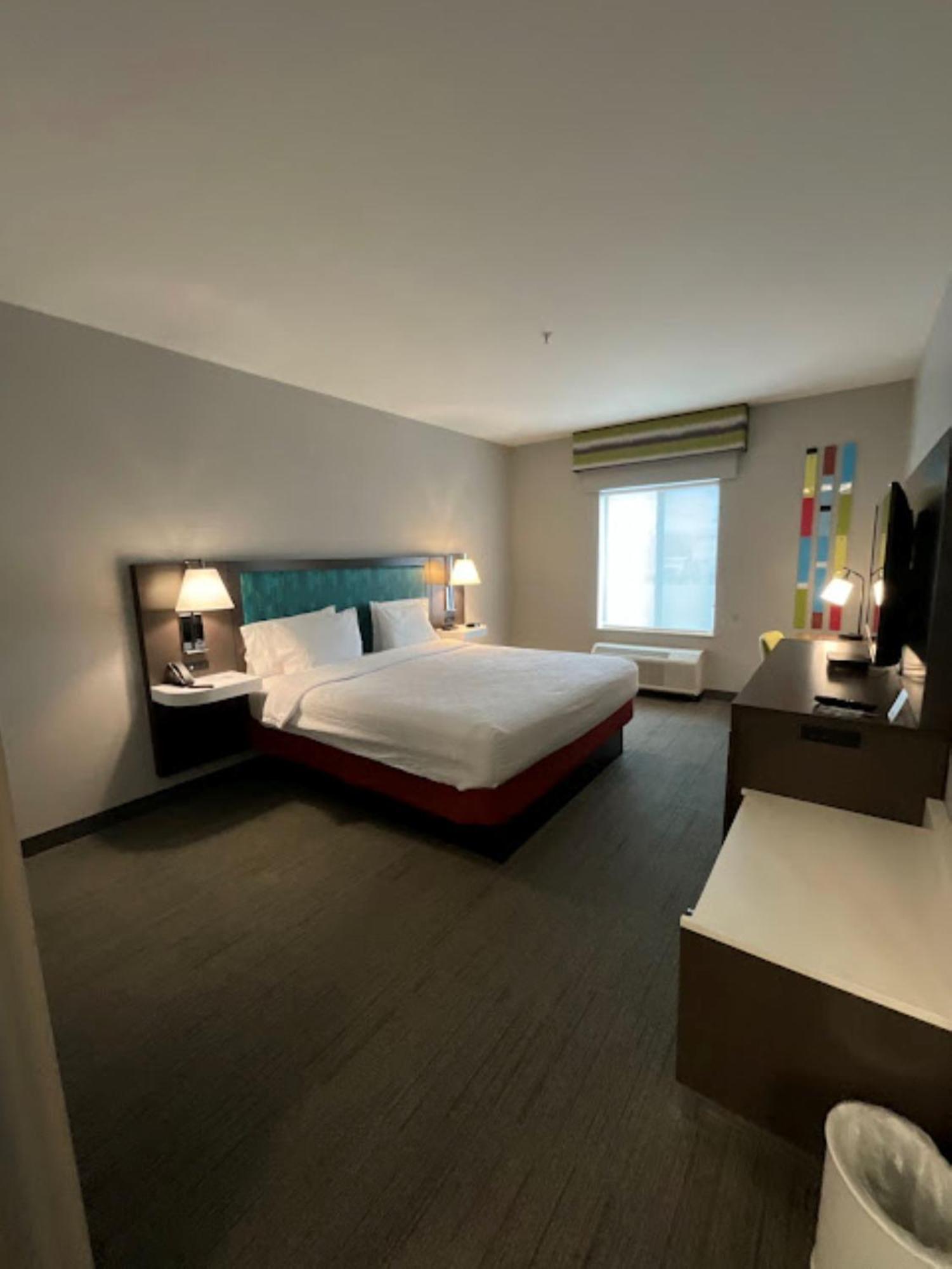 Hampton Inn By Hilton מונטרוז מראה חיצוני תמונה