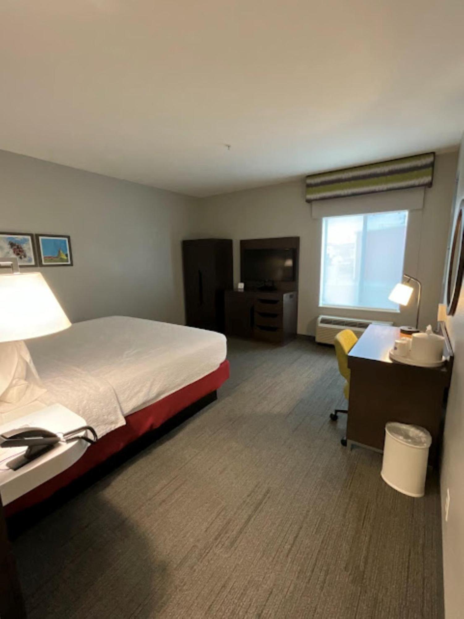 Hampton Inn By Hilton מונטרוז מראה חיצוני תמונה