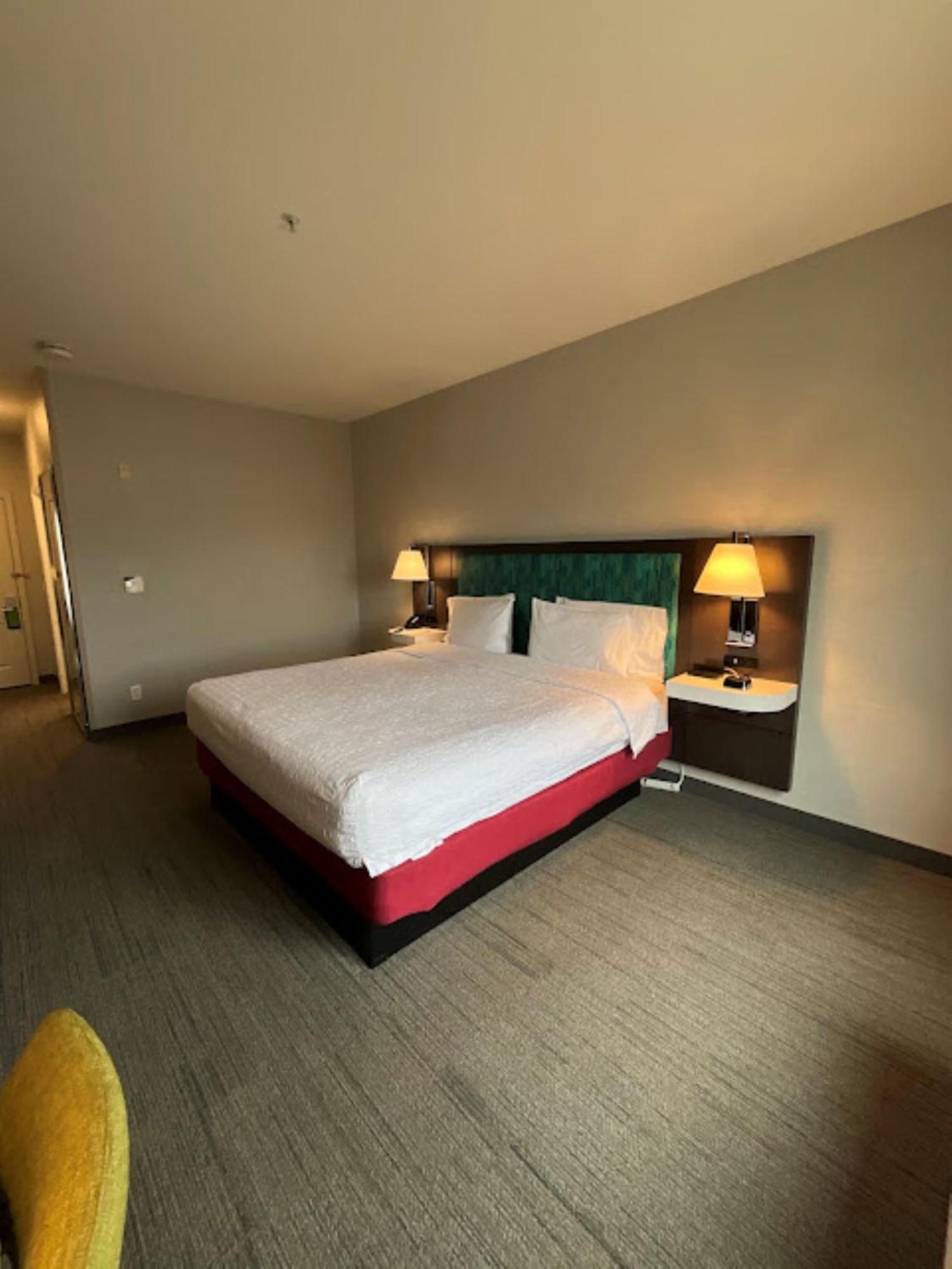 Hampton Inn By Hilton מונטרוז מראה חיצוני תמונה