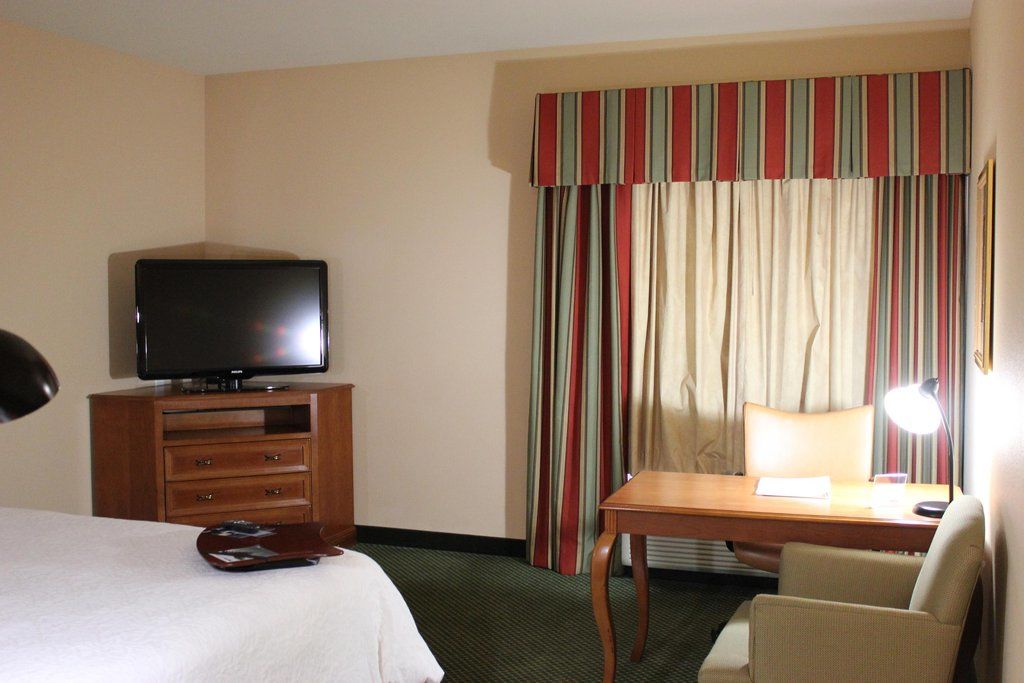 Hampton Inn By Hilton מונטרוז מראה חיצוני תמונה